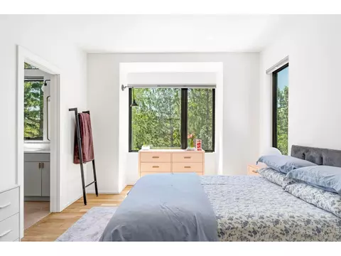 Bedroom - 2885 Island Dr, Boulder, CO 80301 photo 2 of 2