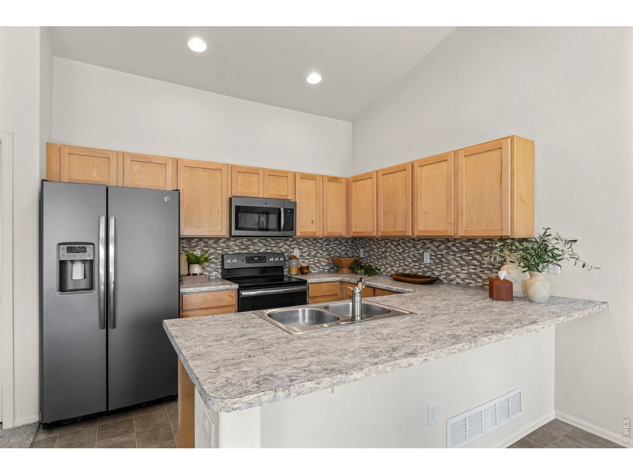 843 Sunlight Peak Dr, Severance, CO 80550 photo 11