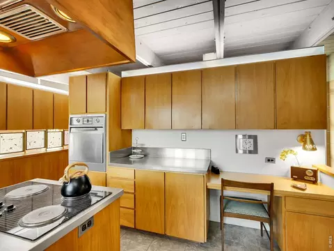 Kitchen - 4677 E Hampden Ave, Denver, CO 80222 photo 4 of 10