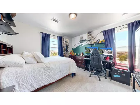 Bedroom - 2092 Falling Leaf Dr, Windsor, CO 80550 photo 7 of 8