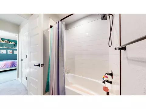 Bath - 2092 Falling Leaf Dr, Windsor, CO 80550 photo 6 of 10