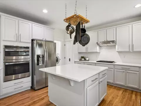 Kitchen - 8775 E 28th Ave, Denver, CO 80238 photo 4 of 5