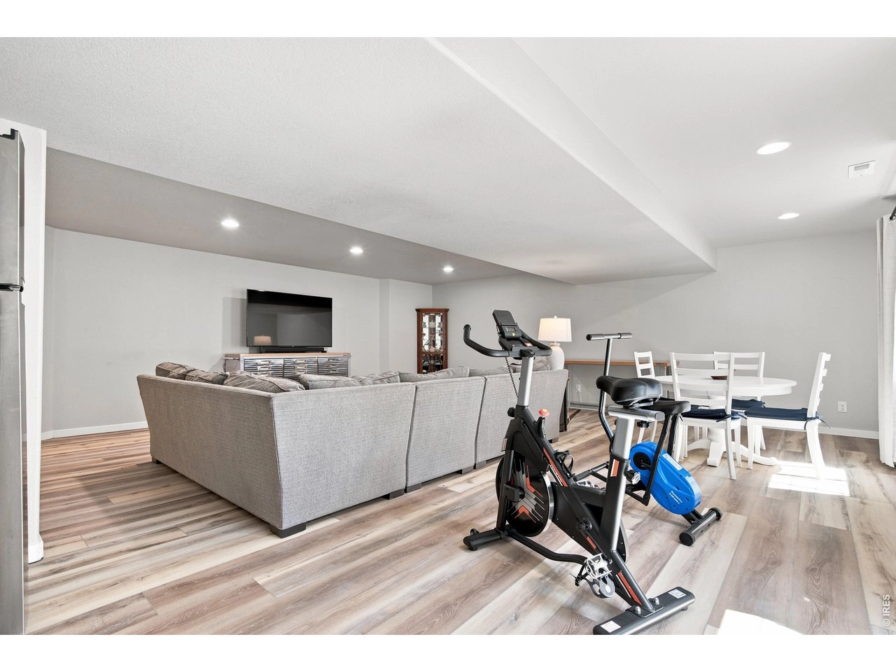 Living - 867 Sunlight Peak Dr, Severance, CO 80550 photo 5 of 6