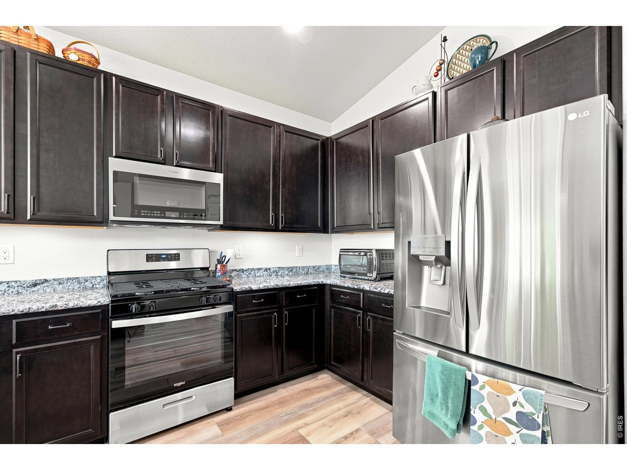 Kitchen - 867 Sunlight Peak Dr, Severance, CO 80550 photo 5 of 8
