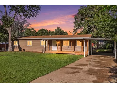 3906 Yosemite Dr, Greeley, CO 80634