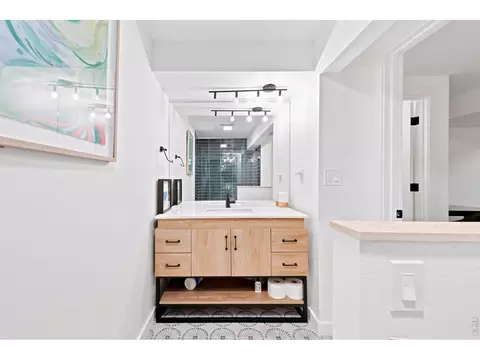 Bath - 3497 Iris Ct, Boulder, CO 80304 photo 6 of 7