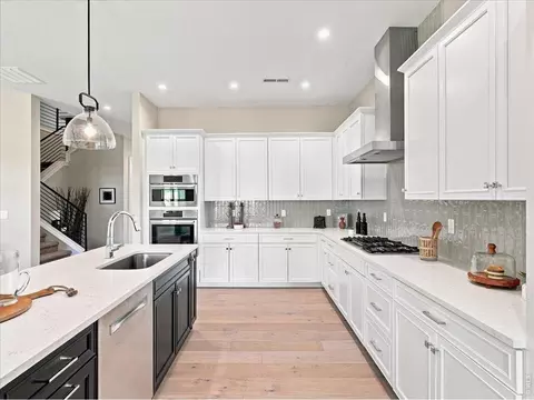 Kitchen - 1768 Barefoot Dr, Windsor, CO 80550 photo 2 of 9