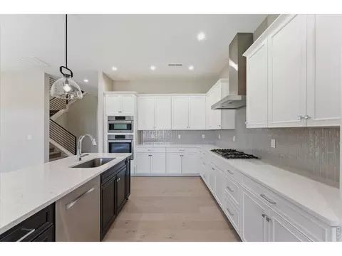 Kitchen - 1768 Barefoot Dr, Windsor, CO 80550 photo 9 of 9