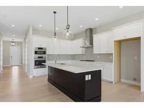 Kitchen - 1768 Barefoot Dr, Windsor, CO 80550 photo 8 of 9