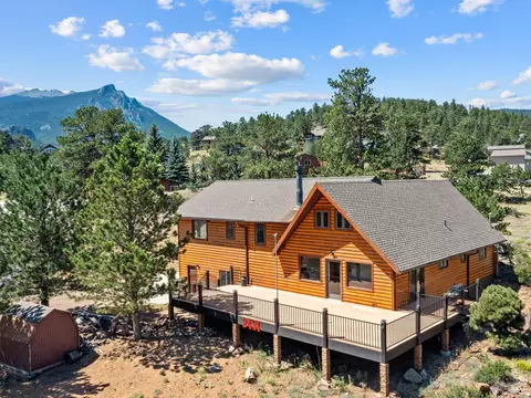 2431 Carriage Dr, Estes Park, CO 80517