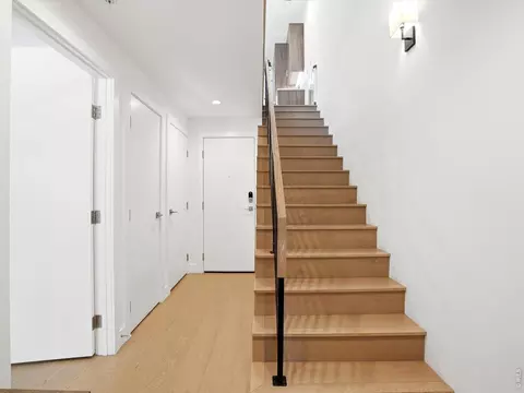 Entry Way - 2473 Walnut St, Boulder, CO 80302 photo 2 of 4