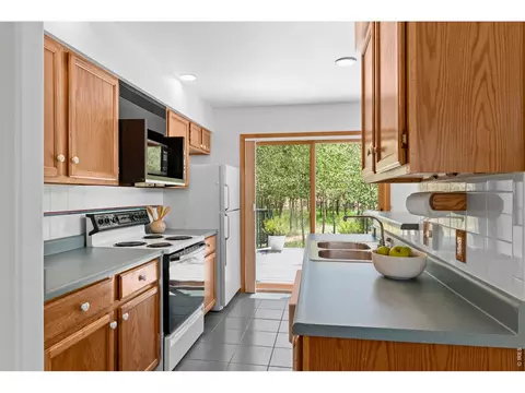 Kitchen - 625 Pine Cone Cir, Ward, CO 80481 photo 2 of 2