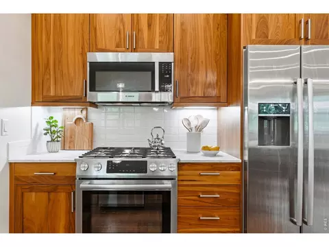 Kitchen - 2056 Walnut St #B, Boulder, CO 80302 photo 4 of 7