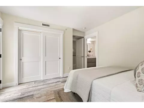 Bedroom - 2056 Walnut St #B, Boulder, CO 80302 photo 5 of 8