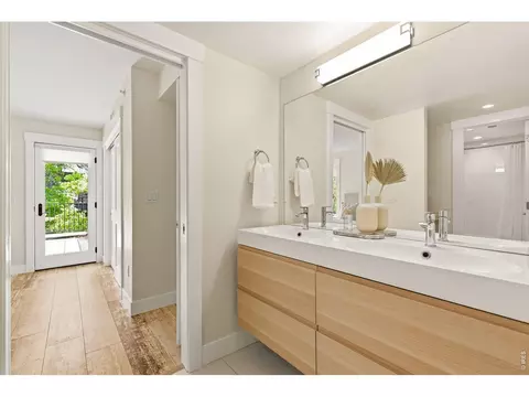 Entry Way - 2056 Walnut St #B, Boulder, CO 80302 photo 1 of 1