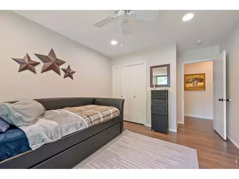Bedroom - 3880 Chippewa Dr, Boulder, CO 80303 photo 6 of 9