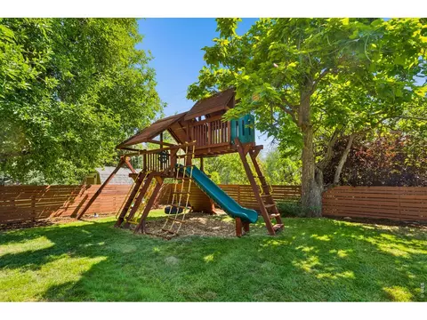 Exterior - 160 S 36th St, Boulder, CO 80305 photo 6 of 8