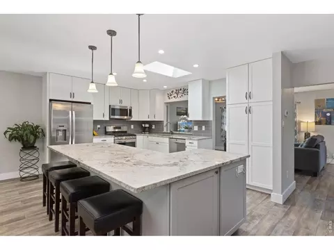 1833 Manchester Dr, Fort Collins, CO 80526