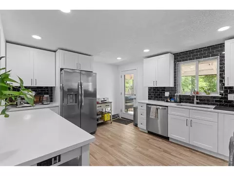 Kitchen - 927 E 4th Ave, Longmont, CO 80504 photo 1 of 6