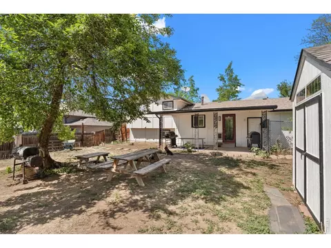 Exterior - 927 E 4th Ave, Longmont, CO 80504 photo 5 of 9