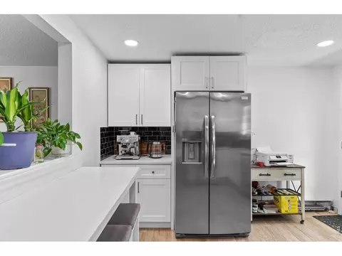 Kitchen - 927 E 4th Ave, Longmont, CO 80504 photo 6 of 6