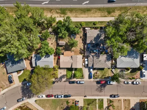 View/Area - 927 E 4th Ave, Longmont, CO 80504 photo 2 of 5