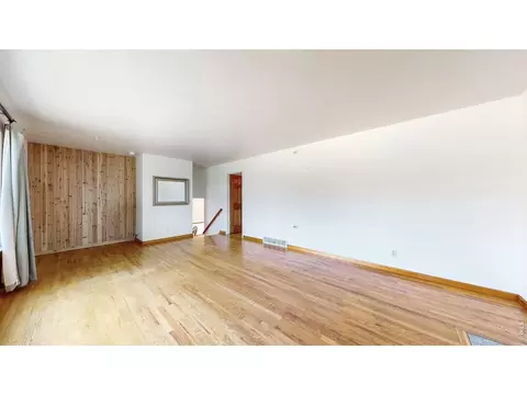 Living - 915 Yale Rd, Boulder, CO 80305 photo 3 of 3