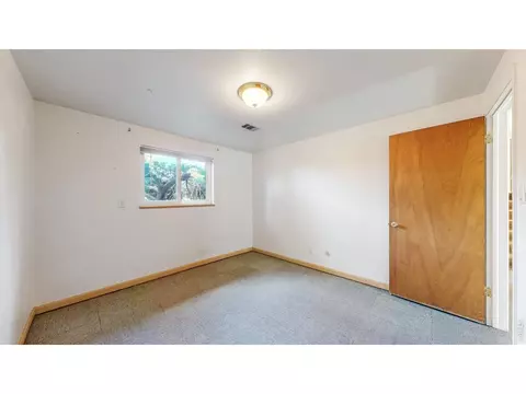 Bedroom - 915 Yale Rd, Boulder, CO 80305 photo 5 of 7