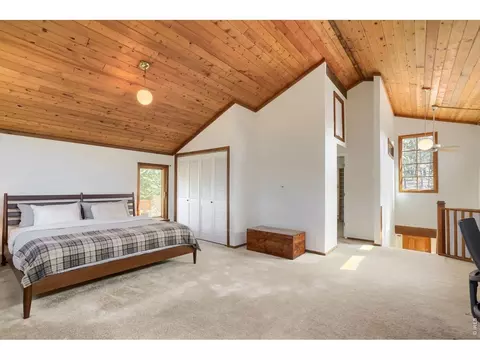 Bedroom - 266 Peakview Rd, Boulder, CO 80302 photo 3 of 6