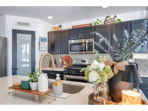 Kitchen - 938 Scotch Pine Dr, Severance, CO 80550 photo 5 of 6