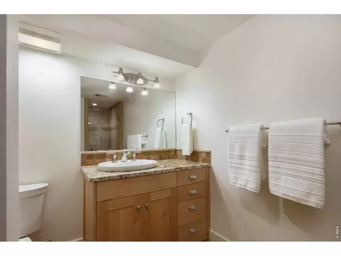 Bath - 546 14th St, Boulder, CO 80302 photo 6 of 6