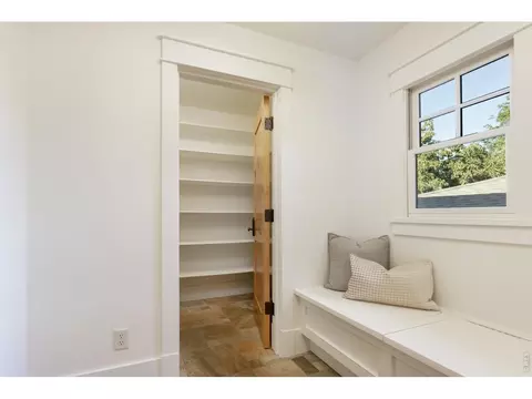 Entry Way - 546 14th St, Boulder, CO 80302 photo 2 of 2