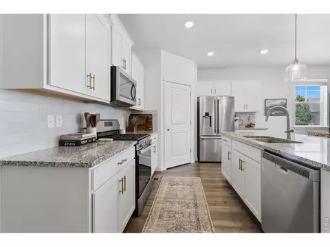 Kitchen - 1911 Raindrop Dr, Windsor, CO 80550 photo 5 of 6