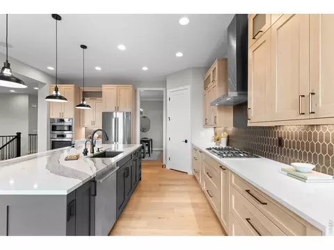 Kitchen - 523 Nesting Eagles Way, Berthoud, CO 80513 photo 8 of 9