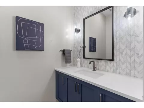 Bath - 523 Nesting Eagles Way, Berthoud, CO 80513 photo 5 of 7