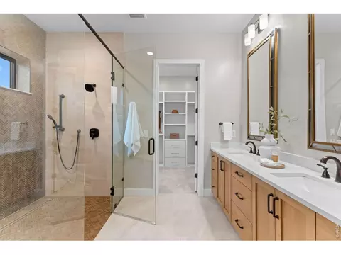 Bath - 523 Nesting Eagles Way, Berthoud, CO 80513 photo 1 of 7