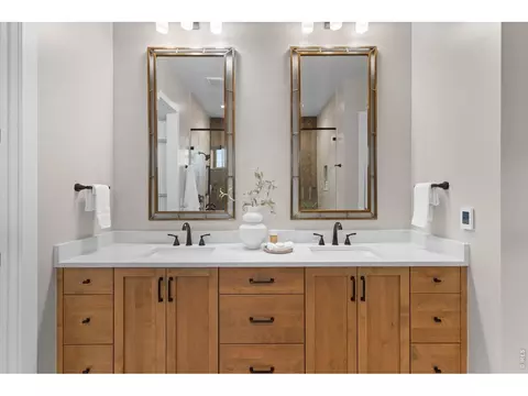Bath - 523 Nesting Eagles Way, Berthoud, CO 80513 photo 3 of 7