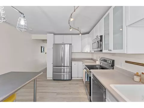 Kitchen - 1111 Maxwell Ave #232, Boulder, CO 80304 photo 6 of 8
