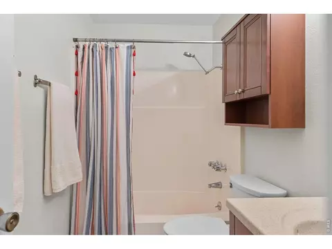 Bath - 1111 Maxwell Ave #232, Boulder, CO 80304 photo 2 of 2
