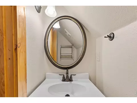 Bath - 240 Main St, Lyons, CO 80540 photo 5 of 5