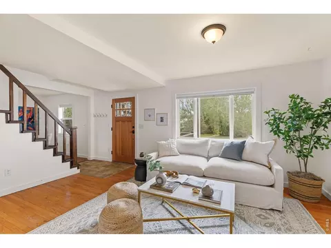 Entry Way - 240 Main St, Lyons, CO 80540 photo 3 of 4