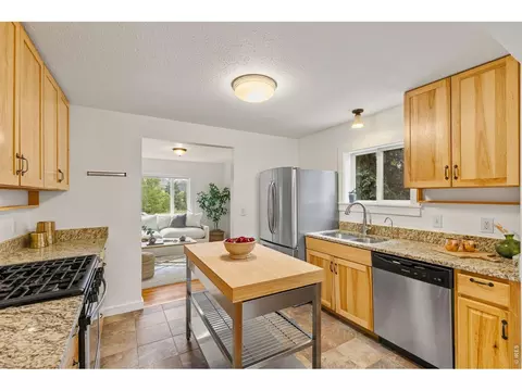 Kitchen - 240 Main St, Lyons, CO 80540 photo 5 of 6