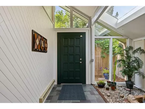 Entry Way - 2365 Juniper Ave, Boulder, CO 80304 photo 1 of 3