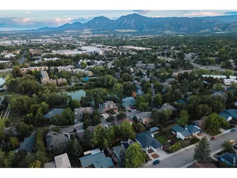 View/Area - 2938 Loma Pl, Boulder, CO 80301 photo 2 of 2
