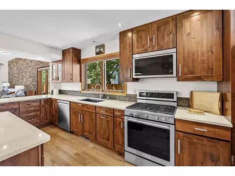 3647 Roundtree Ct, Boulder, CO 80304 photo 8