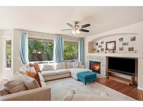 Living - 1254 E 100th Ln, Thornton, CO 80229 photo 3 of 4