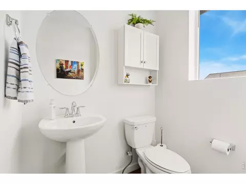 Bath - 5560 Second Ave, Timnath, CO 80547 photo 1 of 4