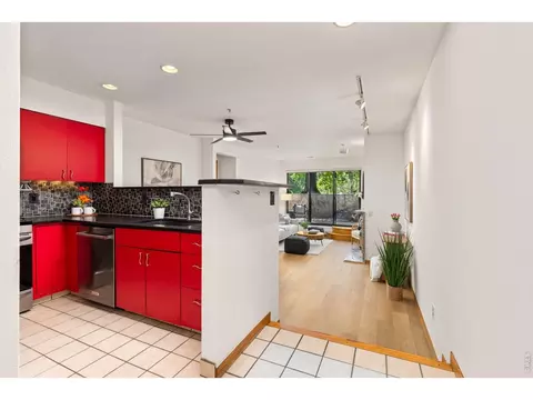 Kitchen - 836 Walnut St #A, Boulder, CO 80302 photo 1 of 3