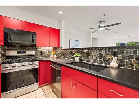 Kitchen - 836 Walnut St #A, Boulder, CO 80302 photo 3 of 3
