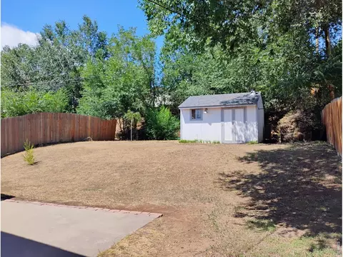 Exterior - 217 5th Ave, Lyons, CO 80540 photo 2 of 5
